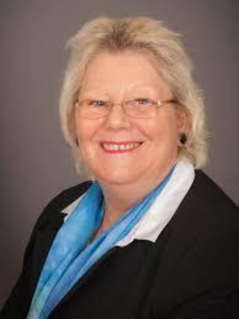 Councillor Liz Simpson